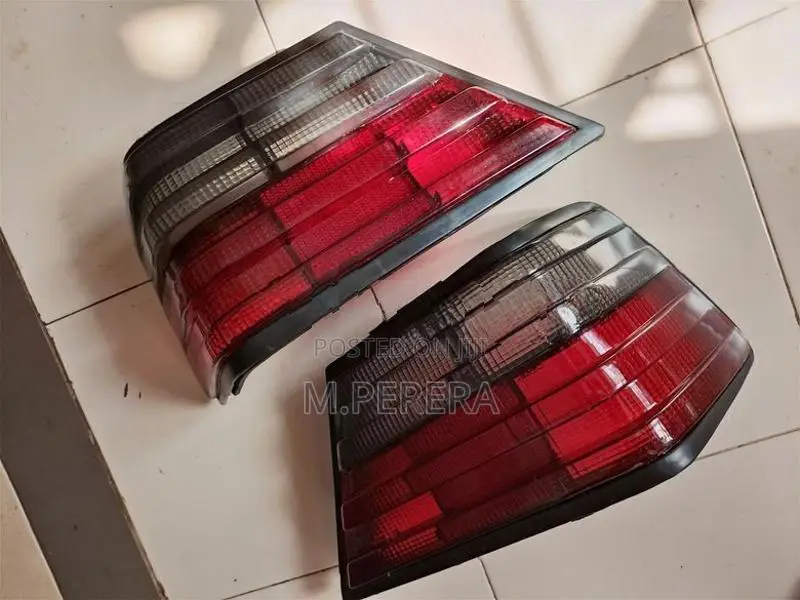Mercedes Benz W124 Tail Light Lense