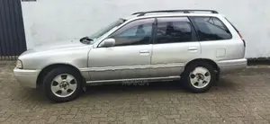 Nissan Wingroad Y10 1997