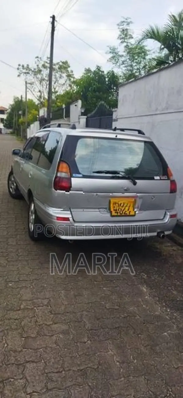 Nissan Wingroad Y10 1997
