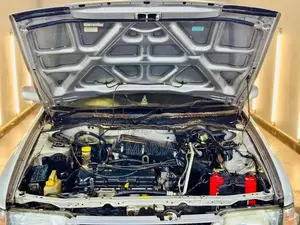 Nissan Wingroad Y10 1997