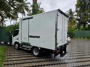 Toyota Hino 2018