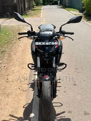 Bajaj Pulsar N160 new 2025