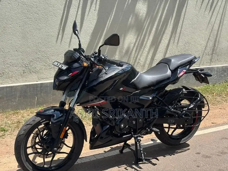 Bajaj Pulsar N160 new 2025