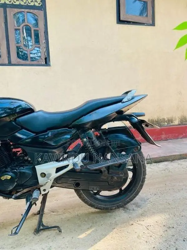 Bajaj Pulsar 150 2010 2009