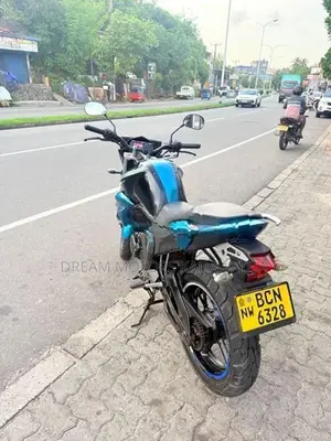 Yamaha FZs V2 2015