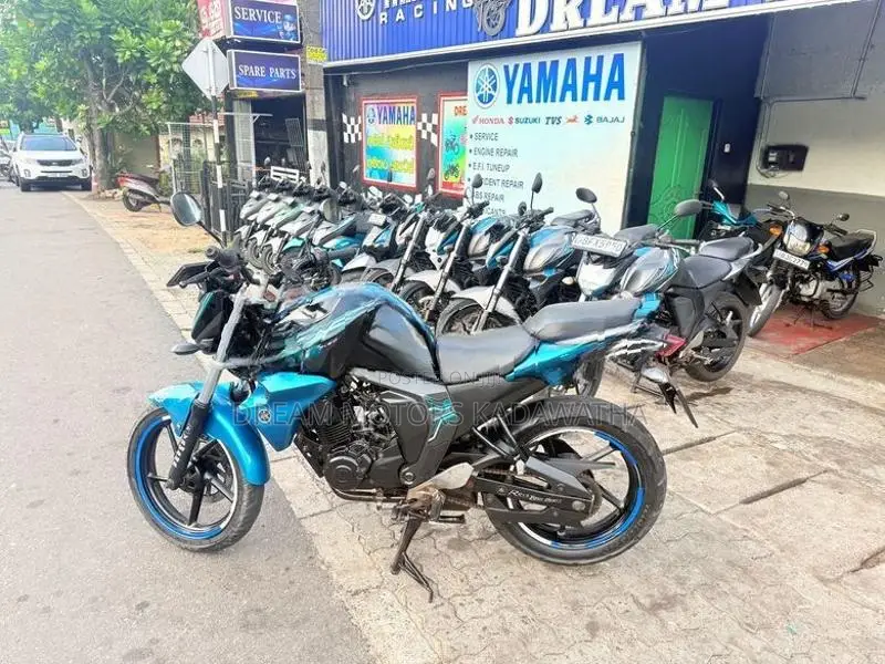 Yamaha FZs V2 2015
