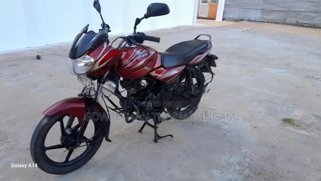 Bajaj Discover 2011