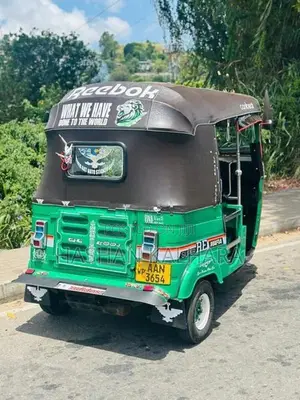 Bajaj RE 2014