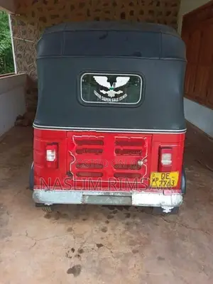 Bajaj RE 2006