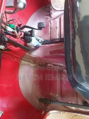 Bajaj RE 2006