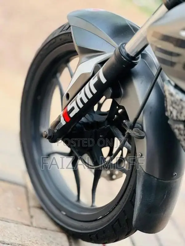 Bajaj Pulsar NS200 2017