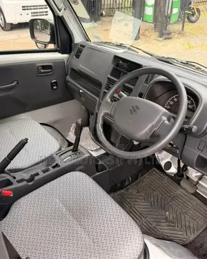 Suzuki Carry 2024