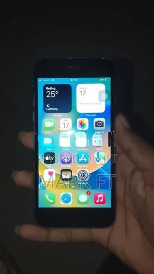 Apple iPhone 8 (Used)