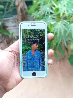 Apple iPhone 7 (Used)