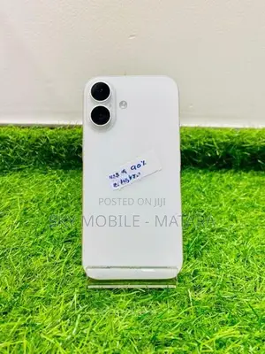 Apple iPhone 16 128GB (Used)