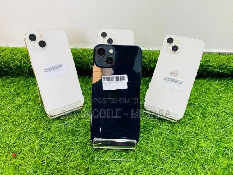 Apple iPhone 13 128GB (Used)