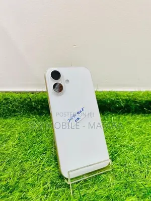 Apple iPhone 16 128GB (Used)