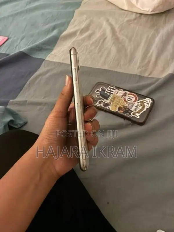 Apple iPhone XS Max (Used)