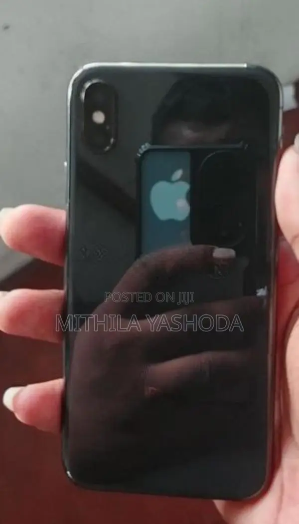 Apple iPhone X (Used)