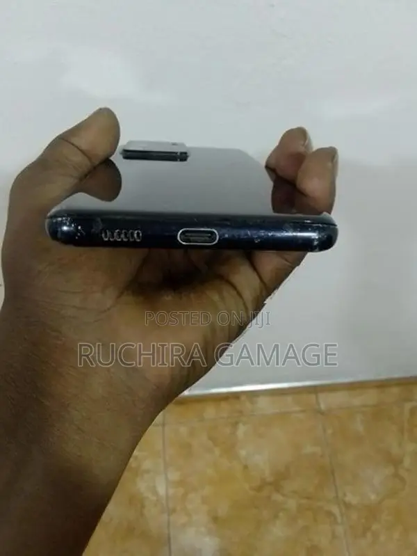 Samsung Galaxy S20 Ultra (Used)