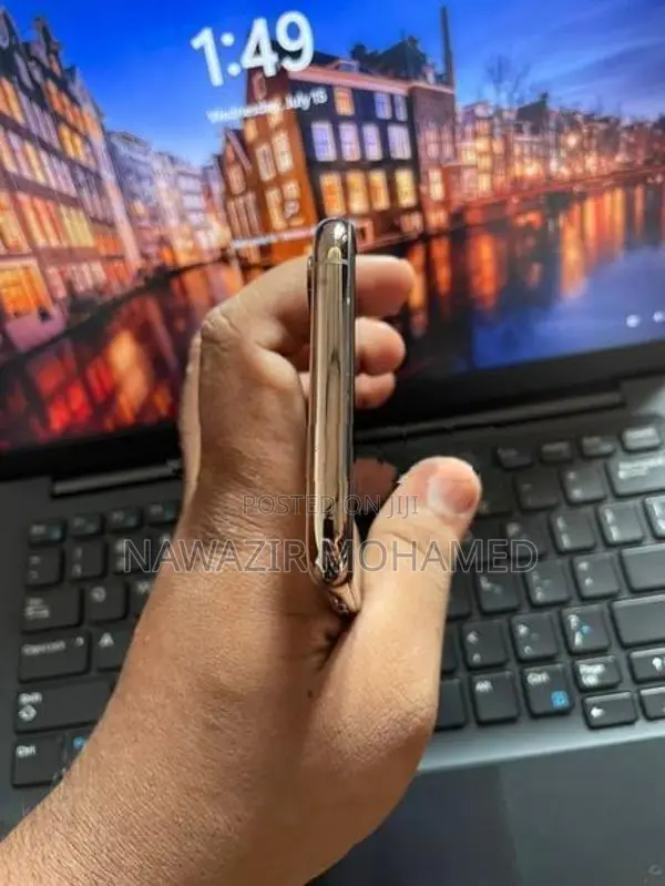 Apple iPhone XS 256GB (Used)