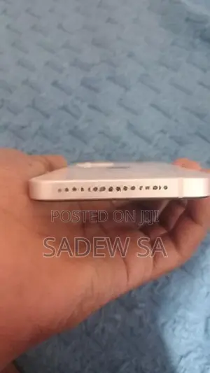 Apple iPhone 12 (Used)