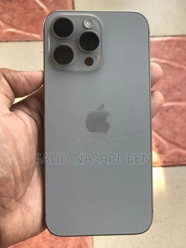 Apple iPhone 15 Pro Max (Used)