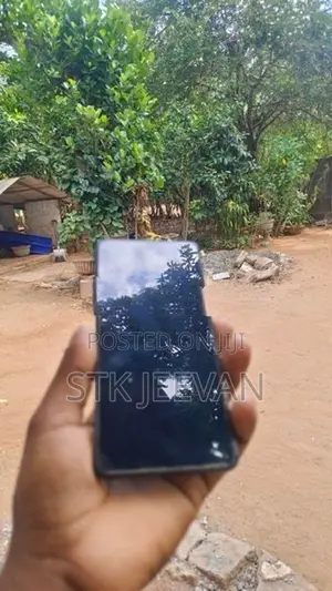 Moto Edge 20 Pro (Used)