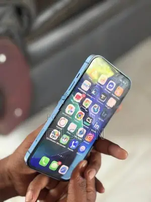 Apple iPhone 13 (Used)