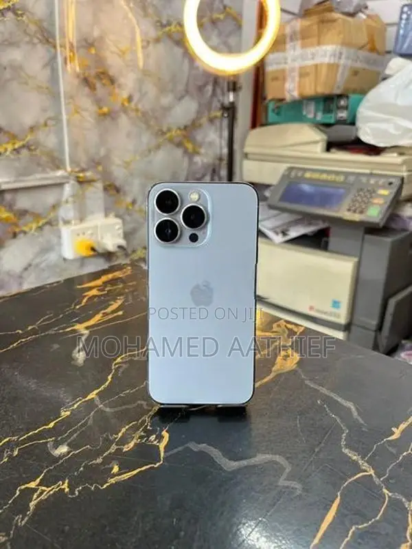 Apple iPhone 13 Pro (Used)