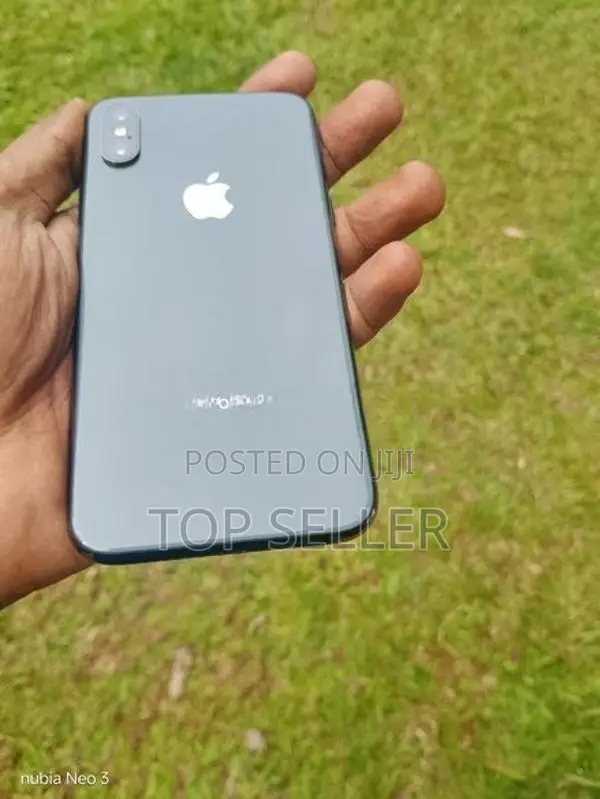 Apple iPhone XS 256gb (Used)