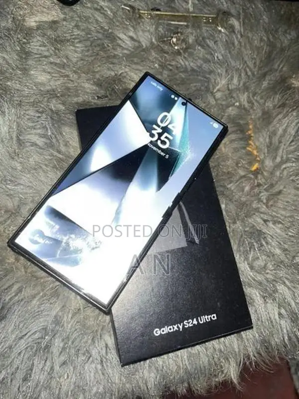 Samsung Galaxy S24 Ultra (Used)