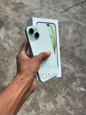 Apple iPhone 15 (Used)