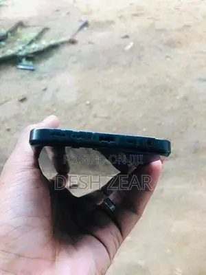 ZTE nubia V70 (Used)