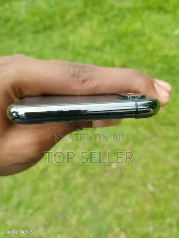 Apple iPhone XS 256gb (Used)