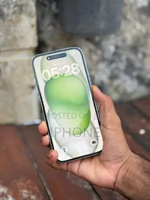 Apple iPhone 15 (Used)