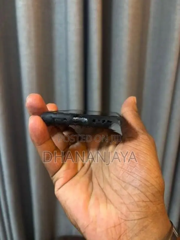 Apple iPhone 8 (Used)