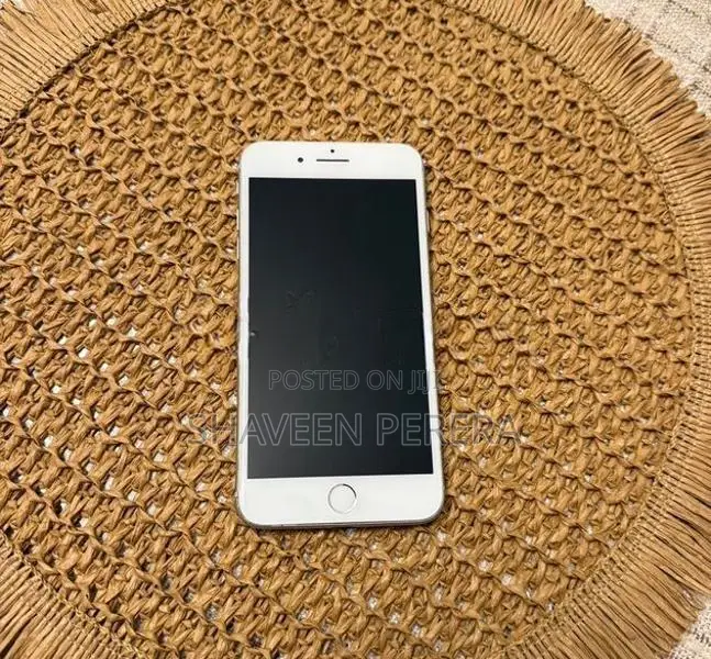 Apple iPhone 8 Plus (Used)