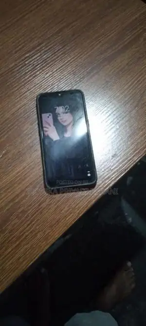Realme (Used)