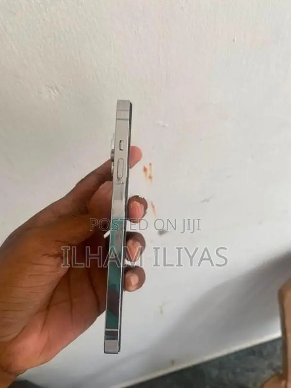 Apple iPhone 14 Pro (Used)