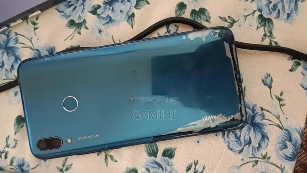 Huawei Y9 (Used)