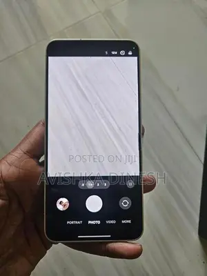 Samsung Galaxy S24 (Used)