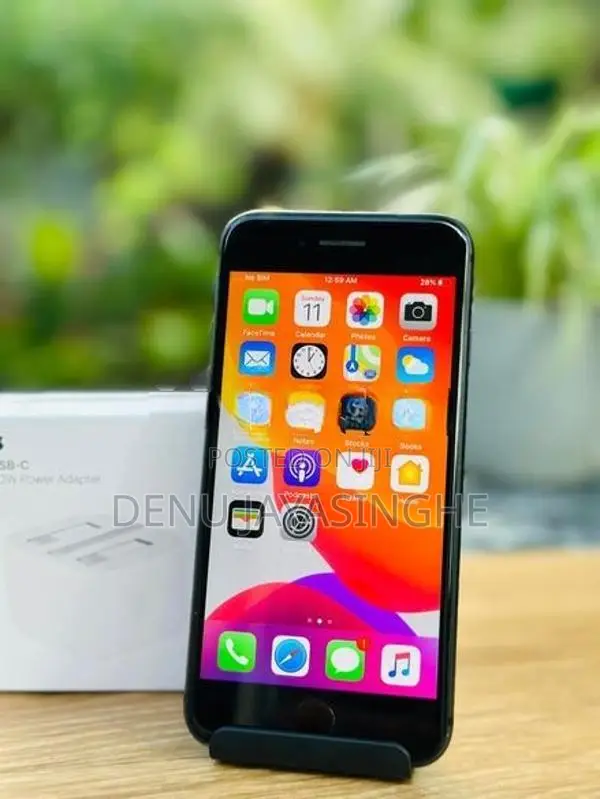Apple iPhone 8 64GB (Used)