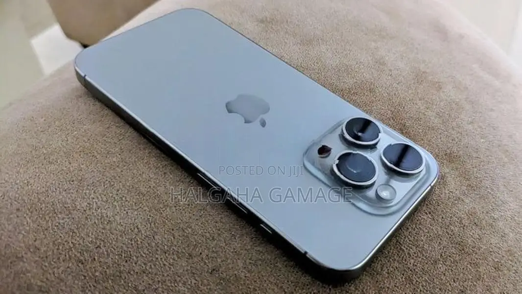 Apple iPhone 15 Pro (Used)