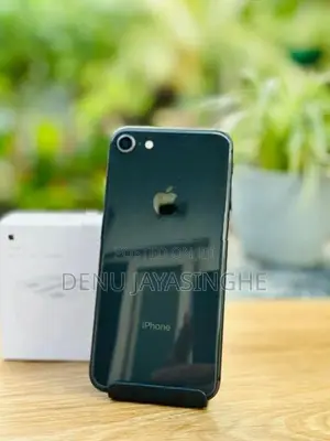 Apple iPhone 8 64GB (Used)