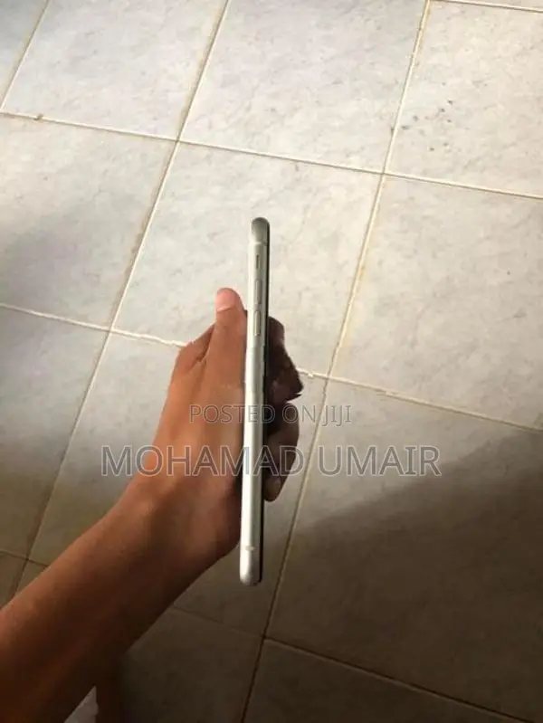 Apple iPhone 11 (Used)