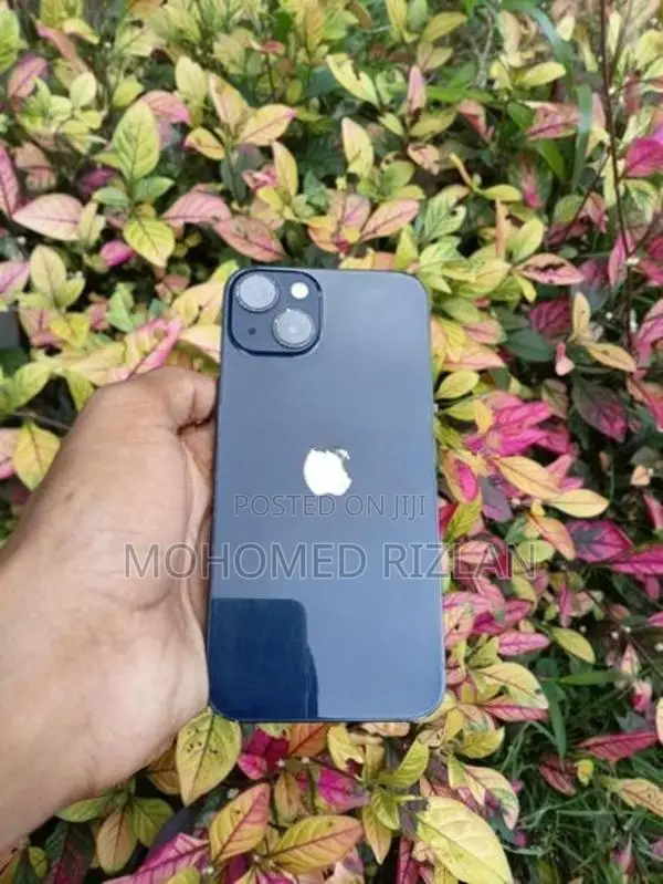 Apple iPhone 13 (Used)