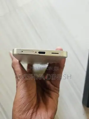 Samsung Galaxy S24 (Used)