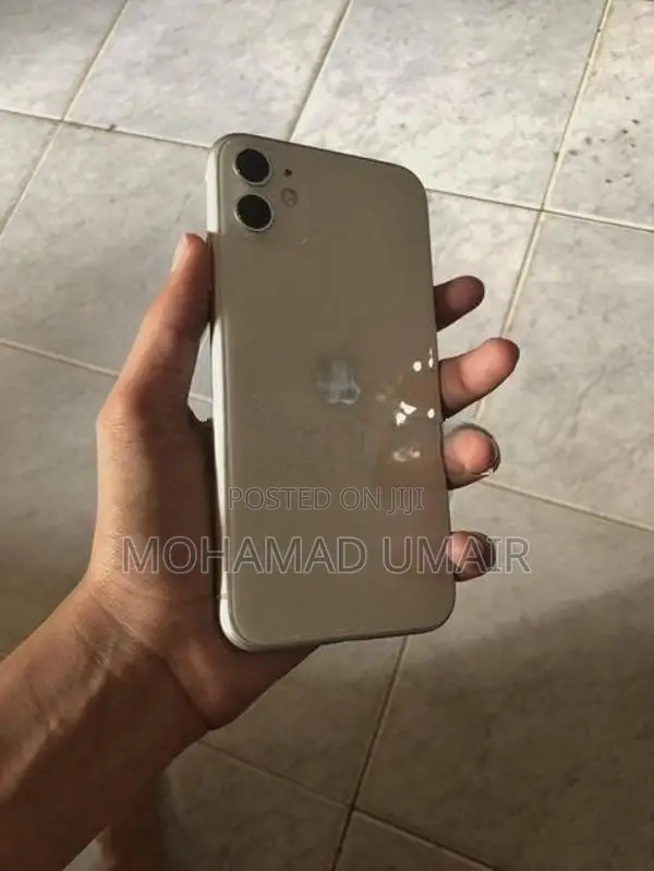 Apple iPhone 11 (Used)
