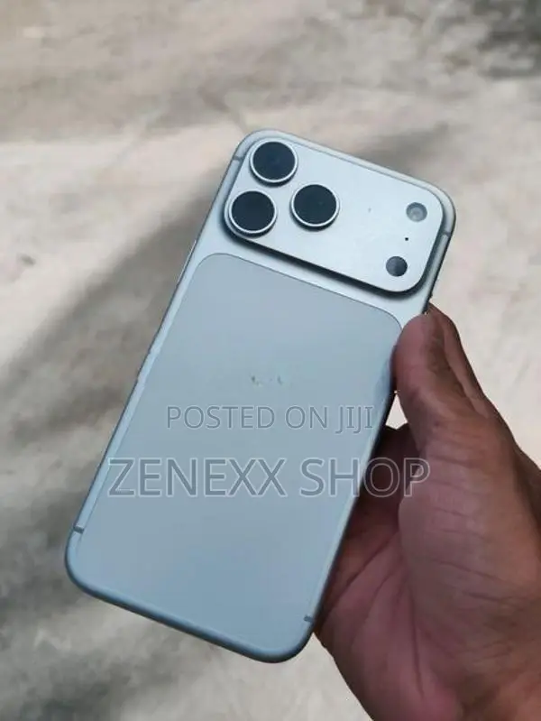 Apple iPhone 17 Pro Max (Used)
